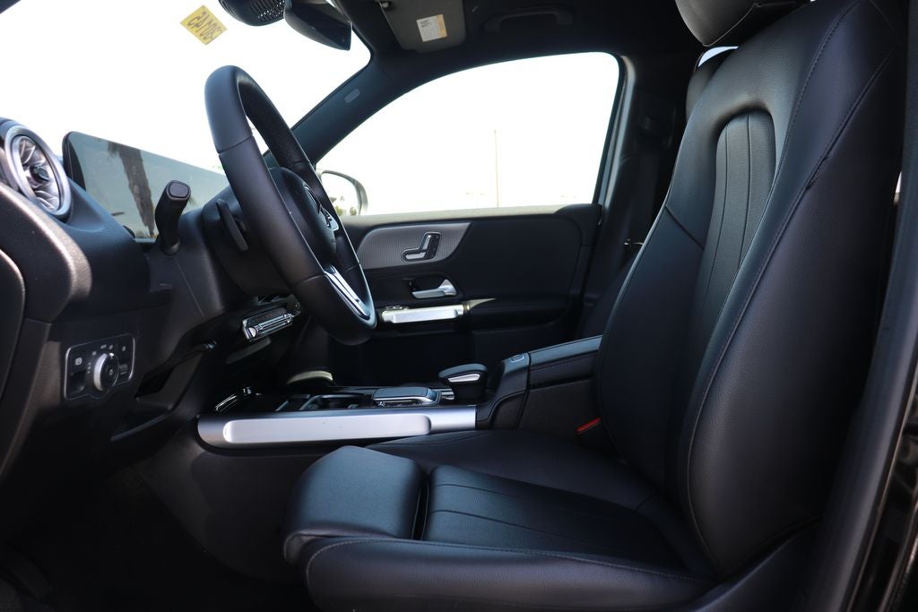 2023 Mercedes-Benz EQB 250+ Base