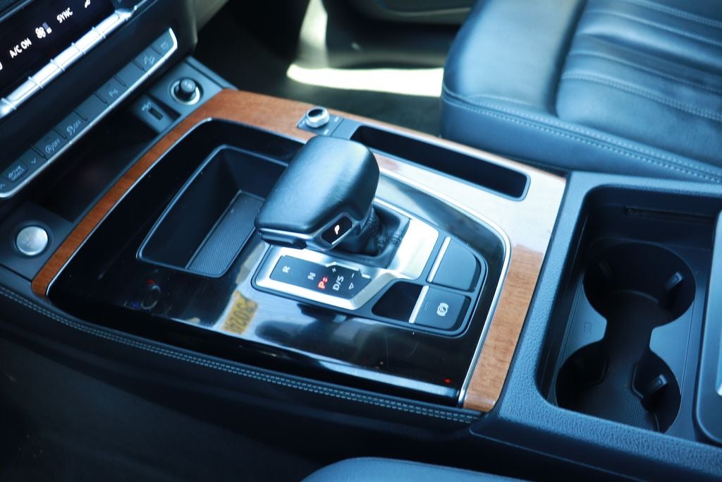 2022 Audi Q5 45 S line Premium Plus quattro