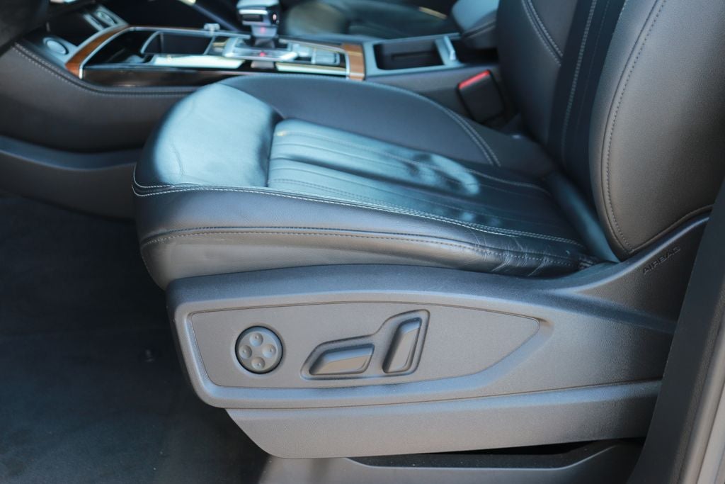 2022 Audi Q5 45 S line Premium quattro