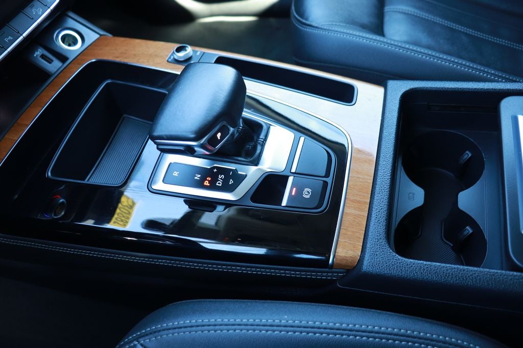 2022 Audi Q5 45 S line Premium quattro
