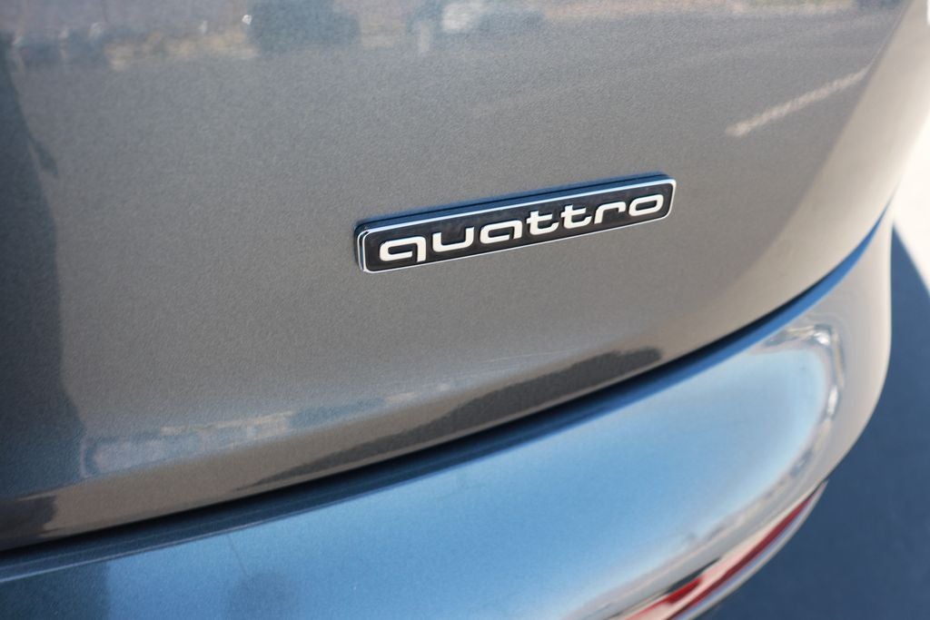 2022 Audi Q5 45 S line Premium quattro