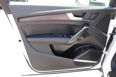 2024 Audi Q5 45 S line Premium quattro