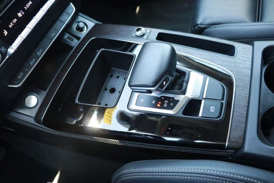 2024 Audi Q5 45 S line Premium quattro