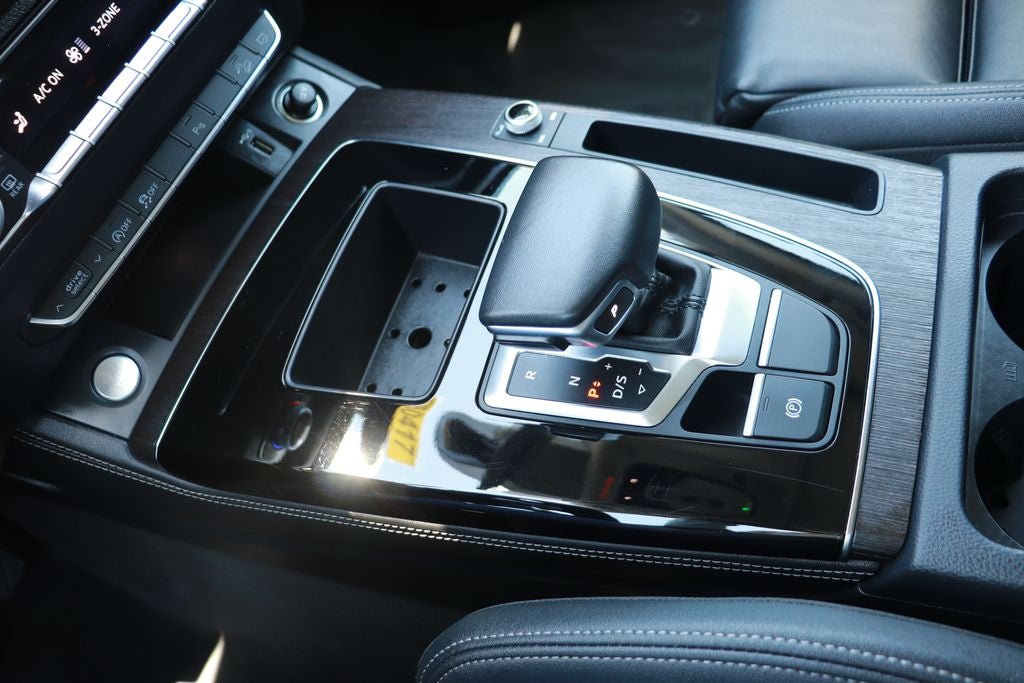 2024 Audi Q5 45 S line Premium quattro