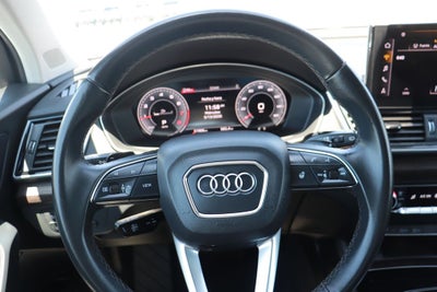 2024 Audi Q5 45 S line Premium quattro