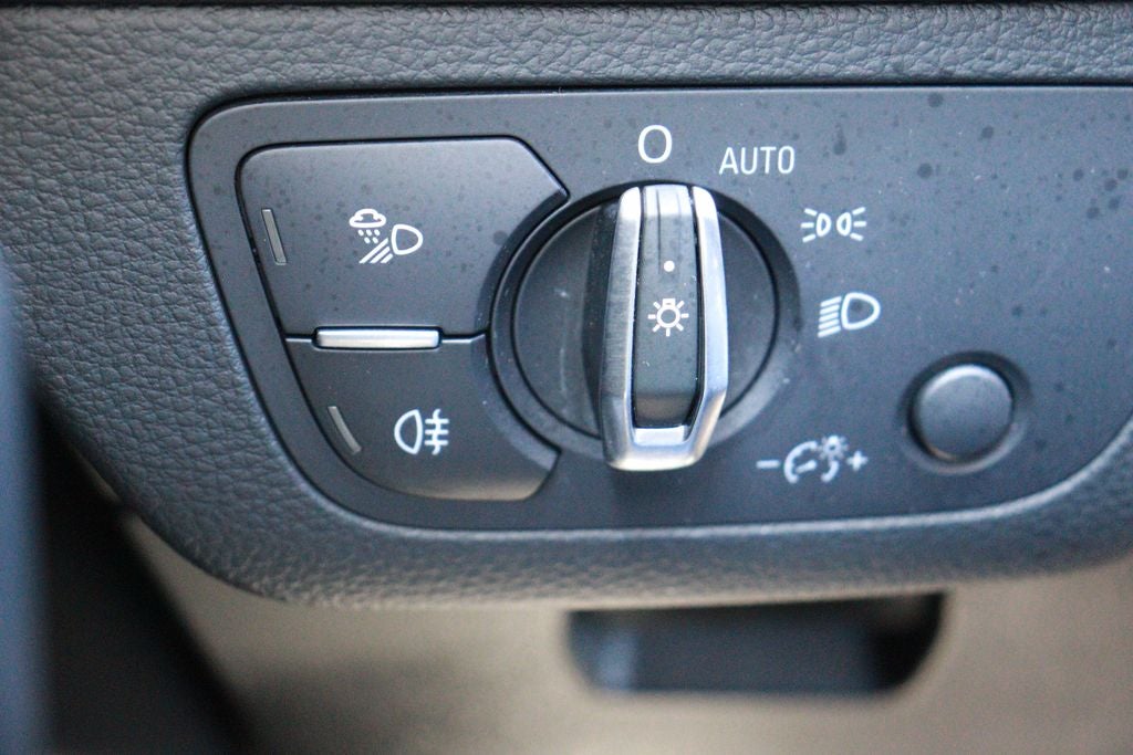 2024 Audi Q5 45 S line Premium quattro