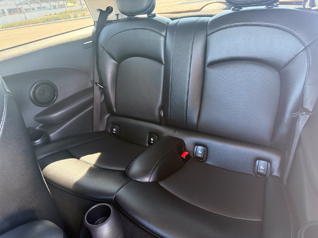 2017 MINI Cooper S Base