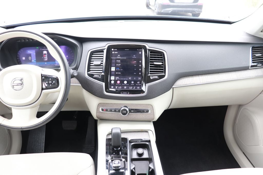 2023 Volvo XC90 B6 Plus 7-Seater