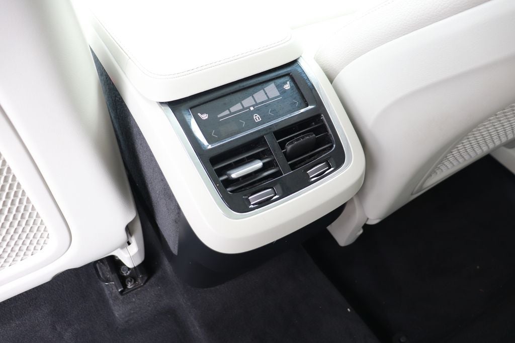 2023 Volvo XC90 B6 Plus 7-Seater