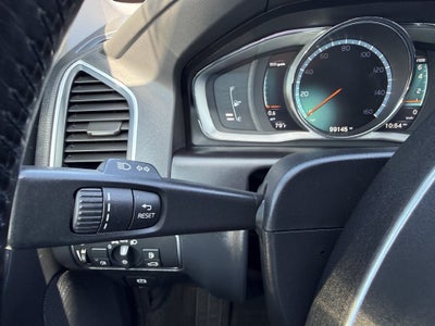 2016 Volvo XC60 T5 Drive-E Premier