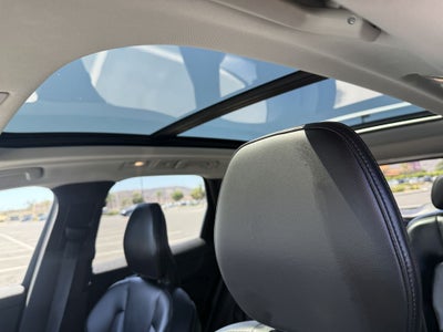 2025 Volvo XC60 B5 AWD CORE Dark Theme