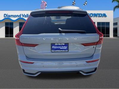 2025 Volvo XC60 B5 AWD CORE Dark Theme