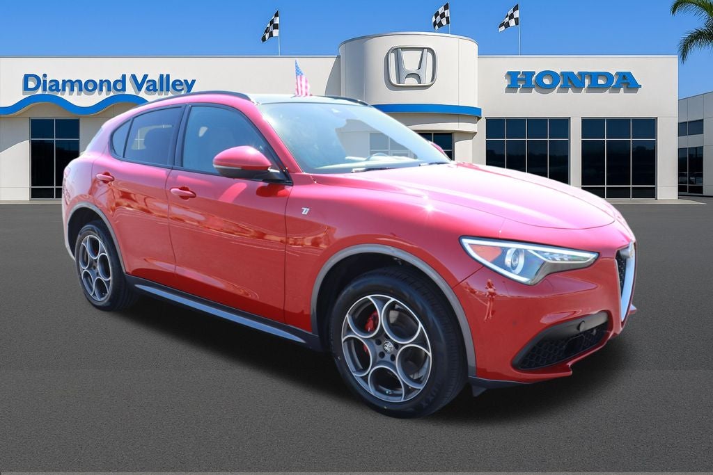 2023 Alfa Romeo Stelvio Ti AWD AWD