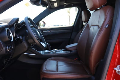2023 Alfa Romeo Stelvio Ti AWD AWD