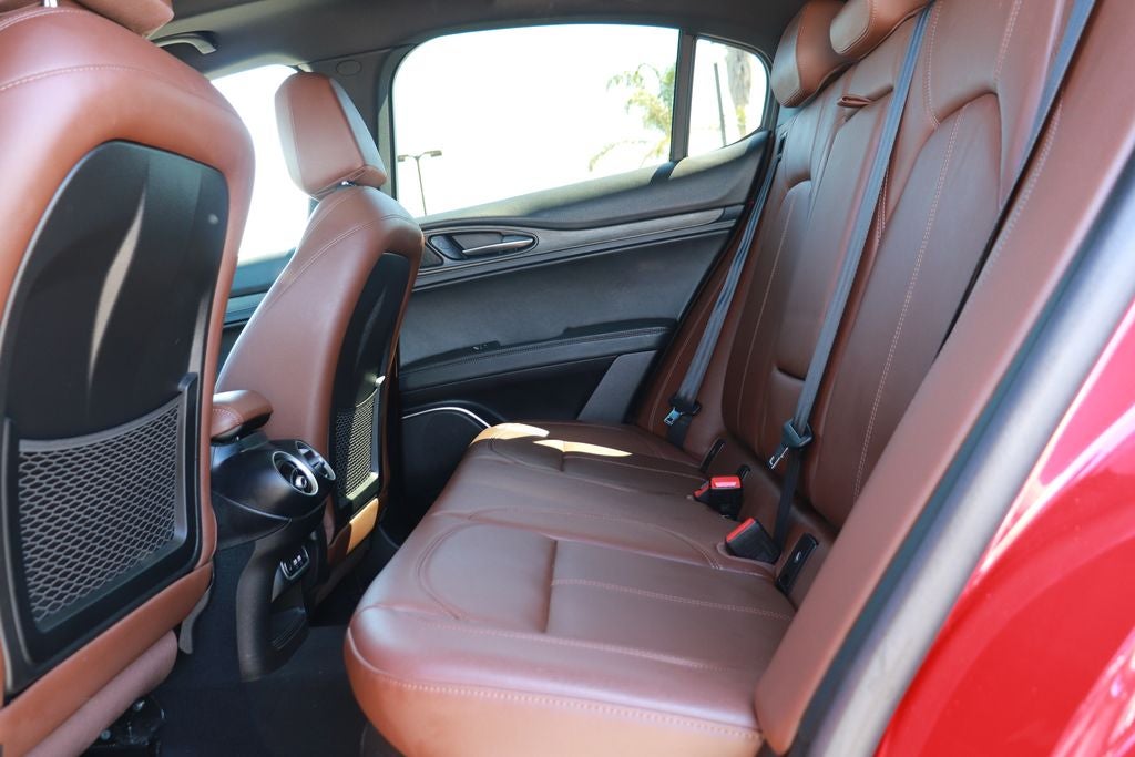 2023 Alfa Romeo Stelvio Ti AWD AWD