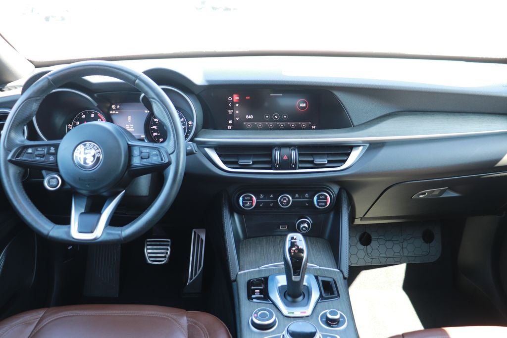2023 Alfa Romeo Stelvio Ti AWD AWD