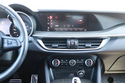 2023 Alfa Romeo Stelvio Ti AWD AWD