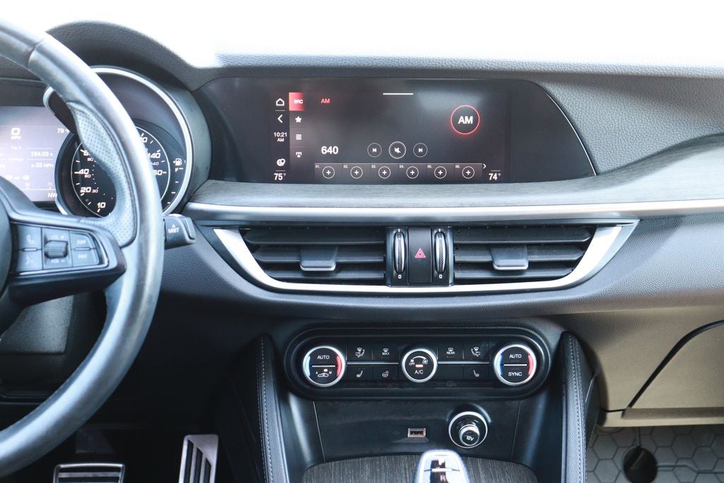 2023 Alfa Romeo Stelvio Ti AWD AWD