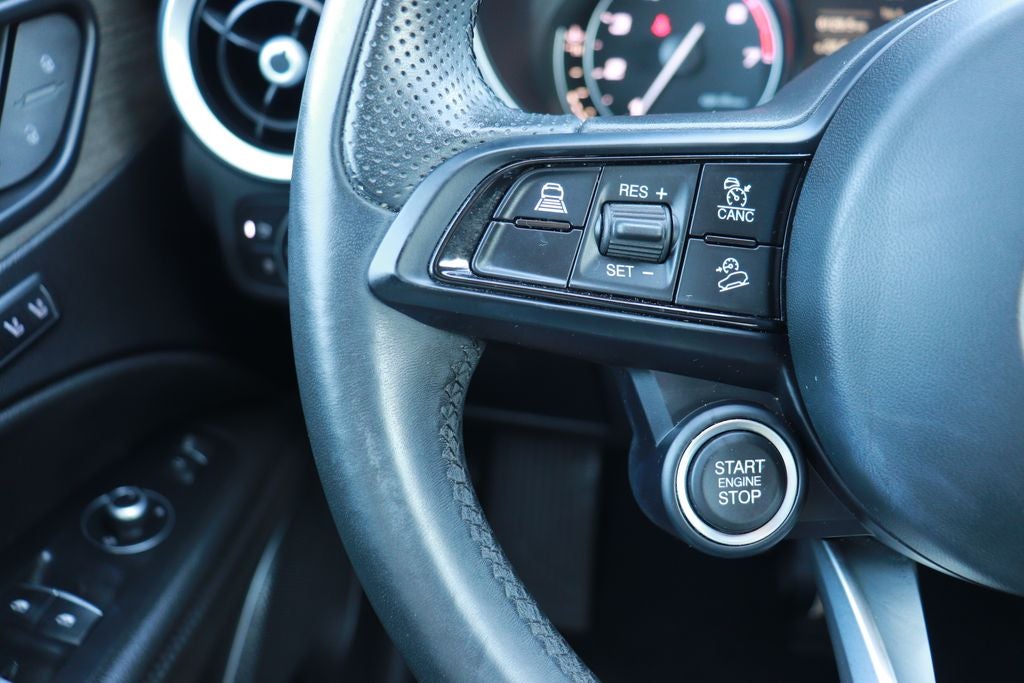 2023 Alfa Romeo Stelvio Ti AWD AWD