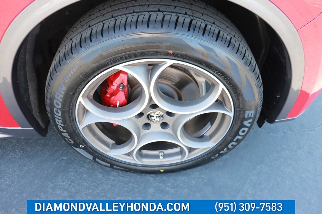 2023 Alfa Romeo Stelvio Ti AWD AWD
