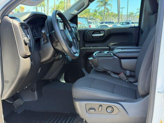 2023 Chevrolet Silverado Custom