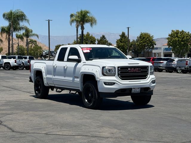 2017 GMC Sierra Base
