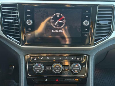 2022 Volkswagen Atlas Cross Sport 3.6L V6 SEL R-Line
