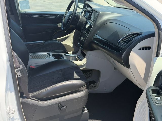 2015 Chrysler Town and Country Limited