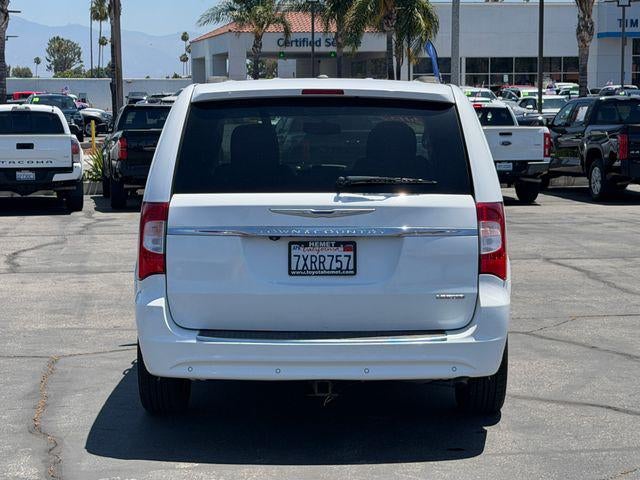 2015 Chrysler Town and Country Limited
