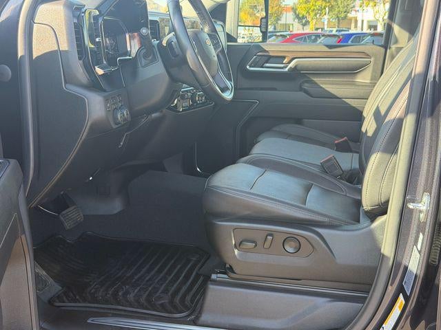 2024 Chevrolet Silverado HD LT