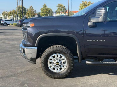 2024 Chevrolet Silverado HD LT