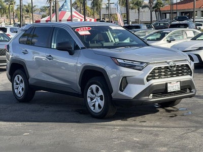 2025 Toyota RAV4 LE