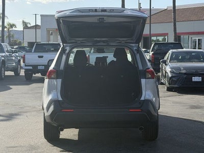 2025 Toyota RAV4 LE