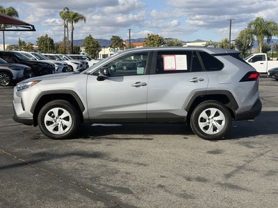 2025 Toyota RAV4 LE