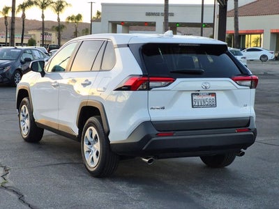 2025 Toyota RAV4 LE