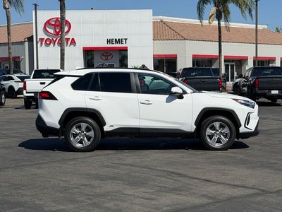 2025 Toyota RAV4 Hybrid XLE