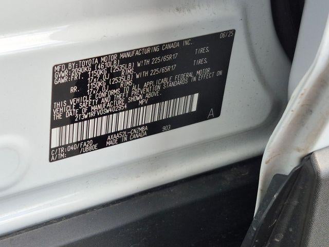 2025 Toyota RAV4 XLE