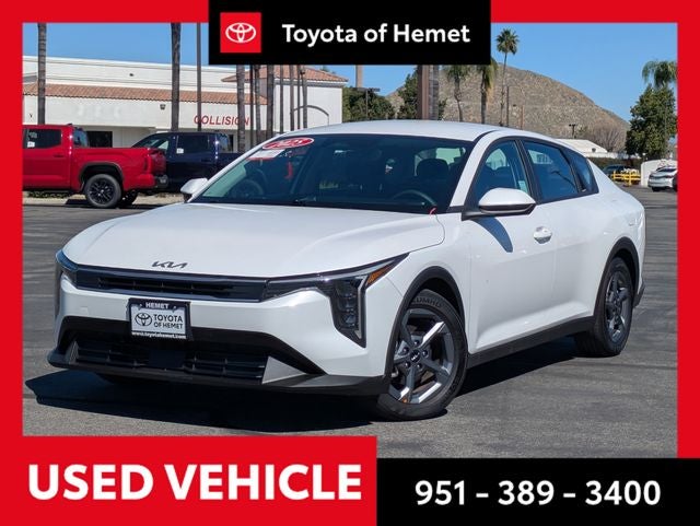 2025 Kia K4 LXS