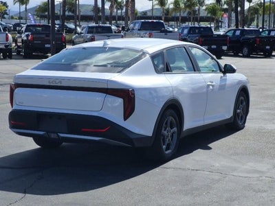 2025 Kia K4 LXS