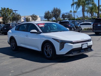 2025 Kia K4 LXS