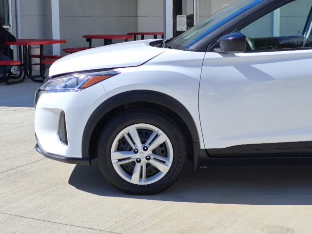 2023 Nissan Kicks S