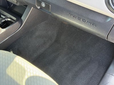 2022 Toyota TACOMA SR5 SR5 V6