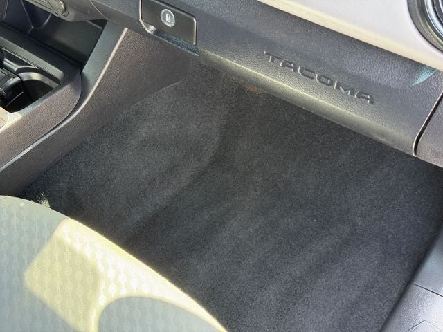 2022 Toyota TACOMA SR5 SR5 V6