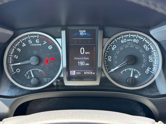 2022 Toyota TACOMA SR5 SR5 V6