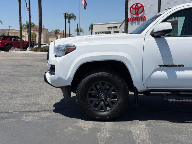 2022 Toyota TACOMA SR5 SR5 V6