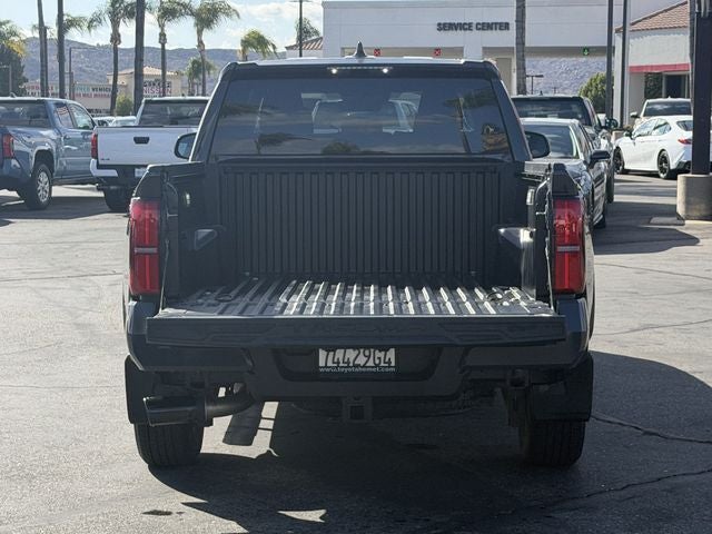 2025 Toyota TACOMA SR5 SR5