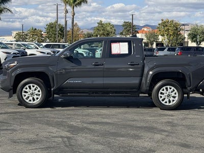 2025 Toyota TACOMA SR5 SR5
