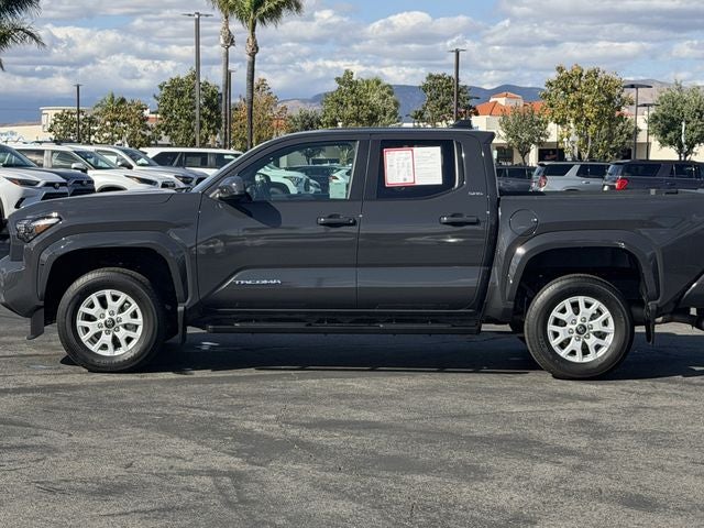 2025 Toyota TACOMA SR5 SR5