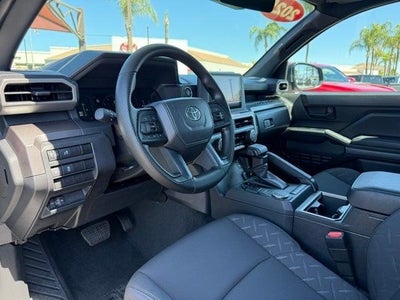 2025 Toyota TACOMA SR5 SR5