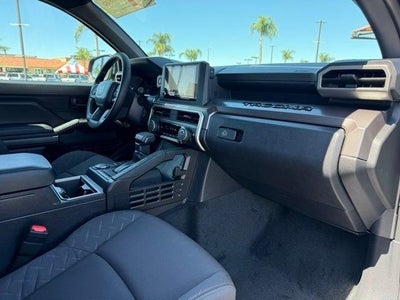 2025 Toyota TACOMA SR5 SR5